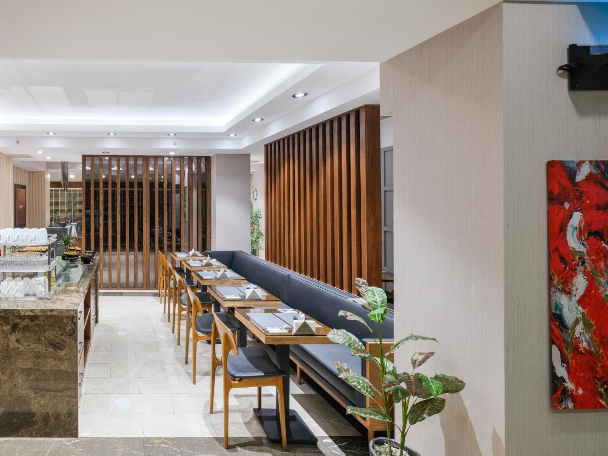 Merlin Hotel Istanbul Exterior photo